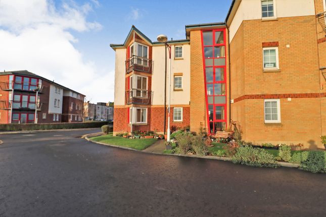 Thumbnail Flat for sale in Williamson Quay, Kirkcaldy