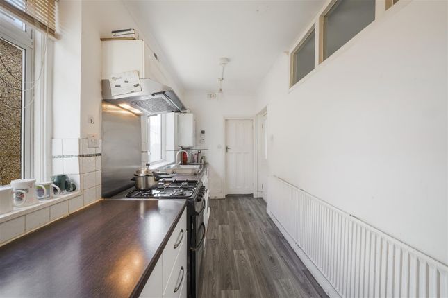 156, Rugby Avenue, Wembley photo 4