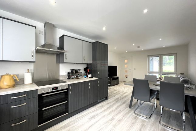32 Webster Drive, Forres photo 4