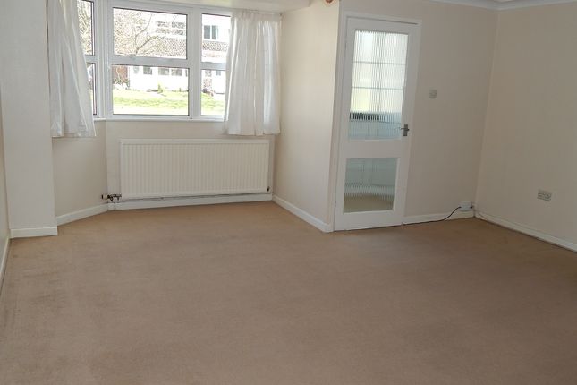 14, St Helens Court, Abingdon photo 4