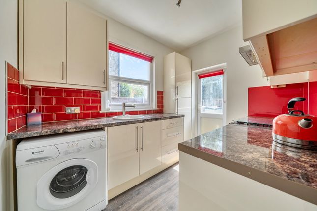 17, Queens Road, Welling photo 4