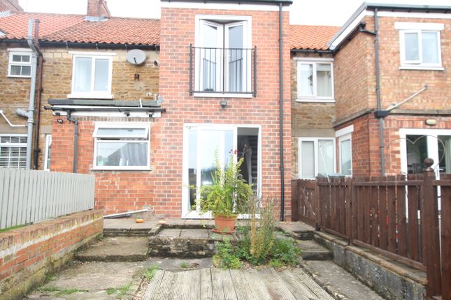 Terraced house to rent in Long Street, Great Gonerby, Grantham