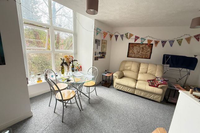 Flat 10, Victoria Mill, Manchester photo 2