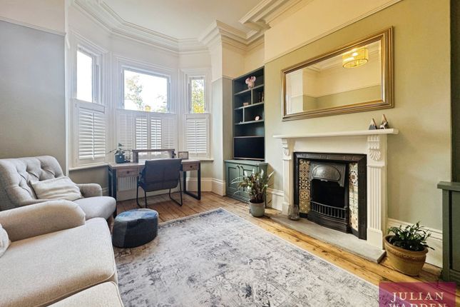 39, Northen Grove, Manchester photo 2