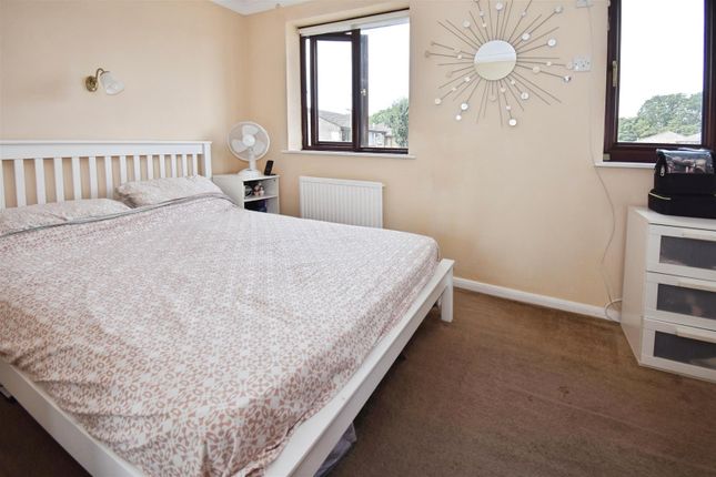 6, Merryfield, Fareham photo 4