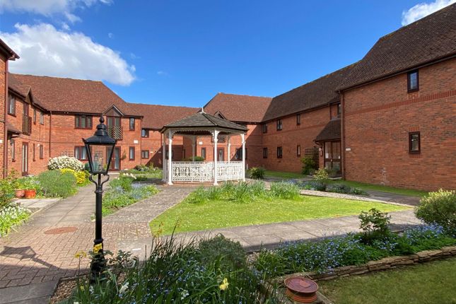 Thumbnail Flat for sale in The Courtyard, Offington Lane, Worthing