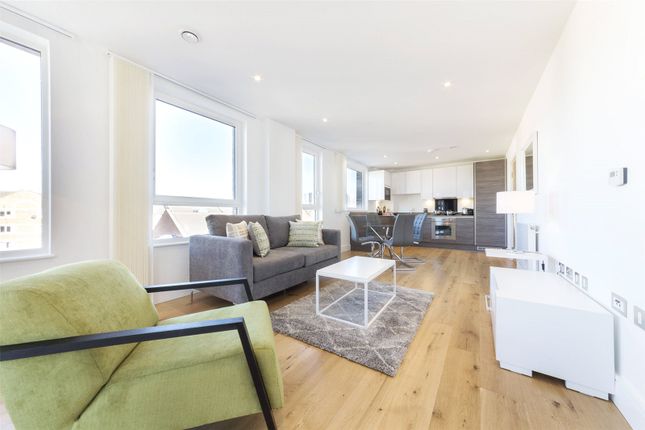 Thumbnail Flat for sale in 2 Aurora Point, Plough Way, Surrey Quays, London