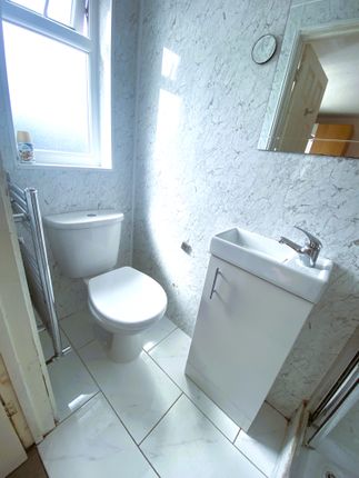 94, Windsor Road, Ilford photo 5