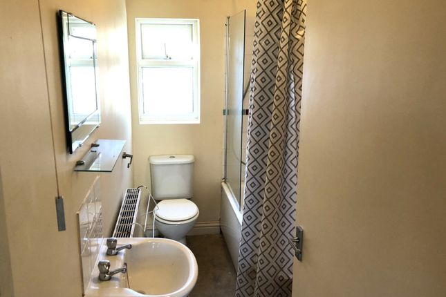 Flat 1, 13, High Street, Deal photo 5