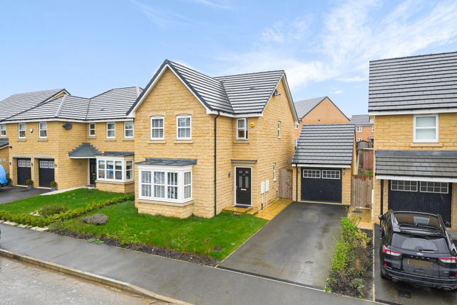 Thumbnail Detached house to rent in Spring Wood Crescent, Bramhope, Leeds