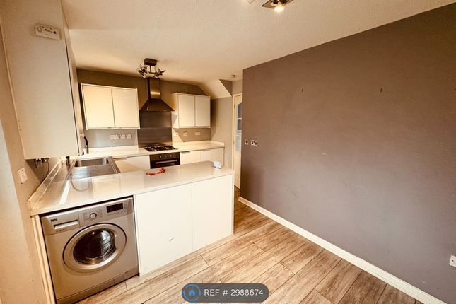Irvine Avenue, Worsley, Manchester photo 5