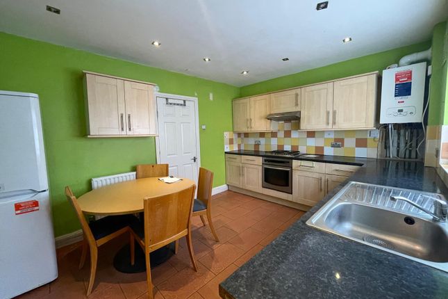 Thumbnail Terraced house to rent in Blackford Road, Watford