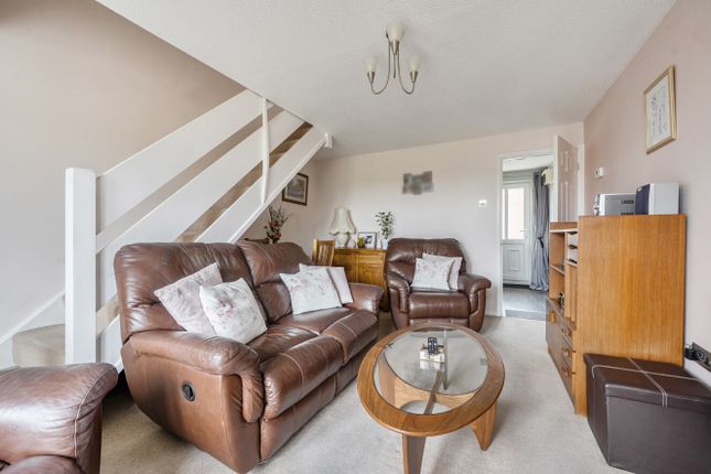 11, Coventry Close, Gloucestershire photo 2