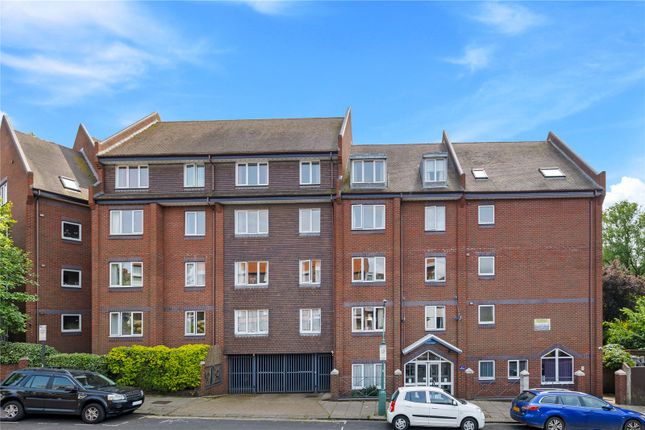 2-bed flat on Flat 23, The Vineries,, Nizells Avenue, East Sussex, £275,000