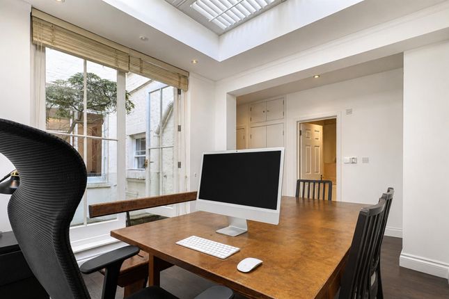 Flat 2, 26, Onslow Gardens, South Kensington photo 4