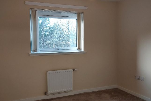 87, Myers Court, Uddingston photo 5