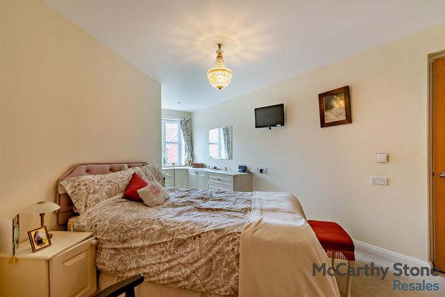 32 Barnes Wallis Court, Charles Briggs Avenue, Goole photo 4