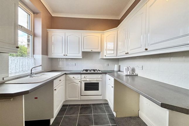 15, Aberdeen Terrace, Bradford photo 4