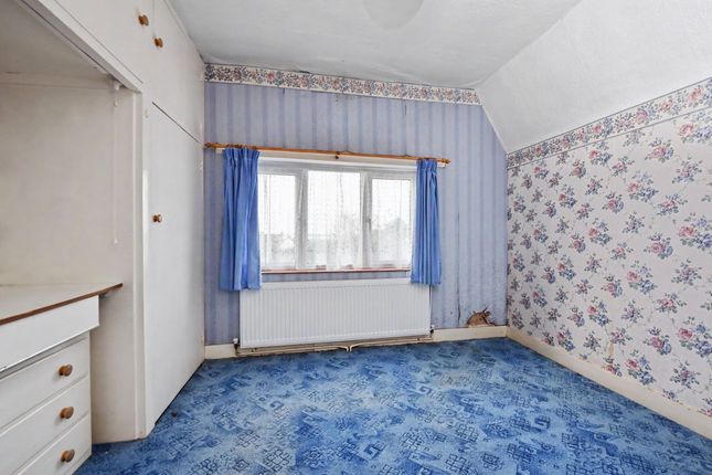 21, Elm Road, Benfleet photo 2