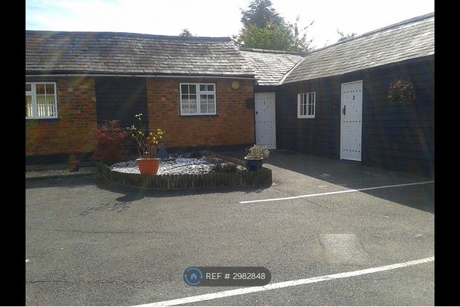 1-bed house on Ackroyd Close, Bletchley, Milton Keynes, £1,150/mo