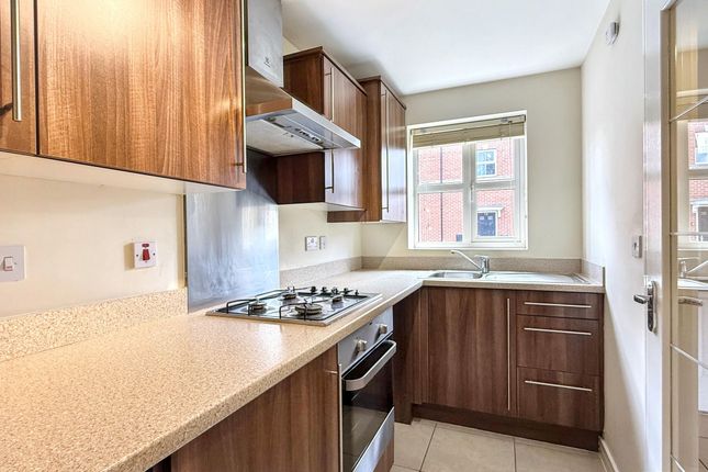 20 Farley Crescent, Ibstock photo 3