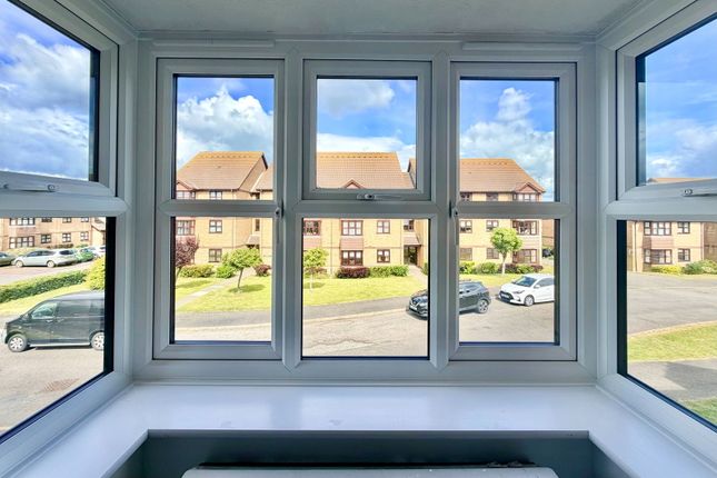 81a, Snowdon Close, Eastbourne photo 4