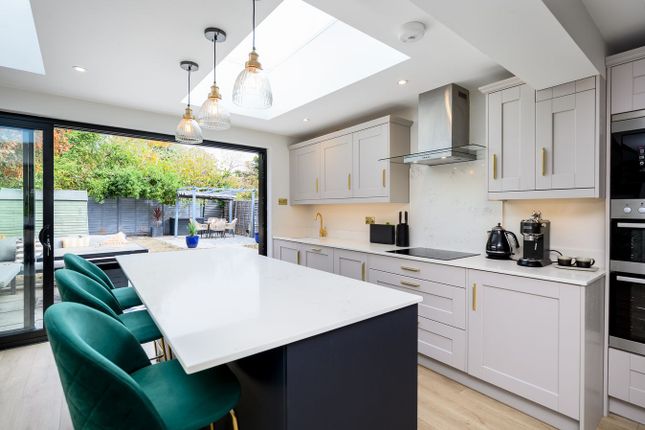21b, Thrupps Lane, Walton-on-Thames photo 4