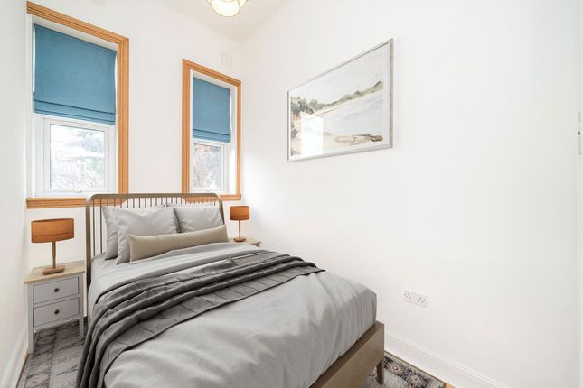 Flat 2, 66, Sinclair Road, London photo 4
