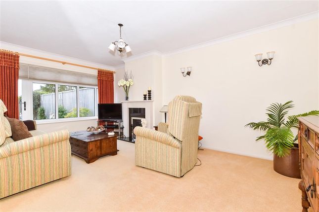 Gresham Road Coxheath, Maidstone photo 4