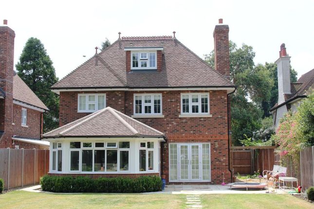 Detached house to rent in Heathside Park Road, Woking