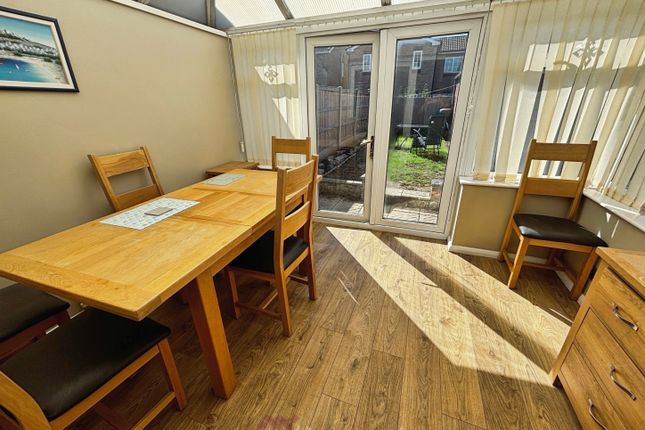 17, Victoria Avenue, Doncaster photo 4
