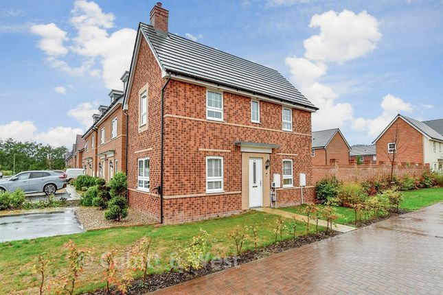 62, Mulberry Walk, Havant photo 4