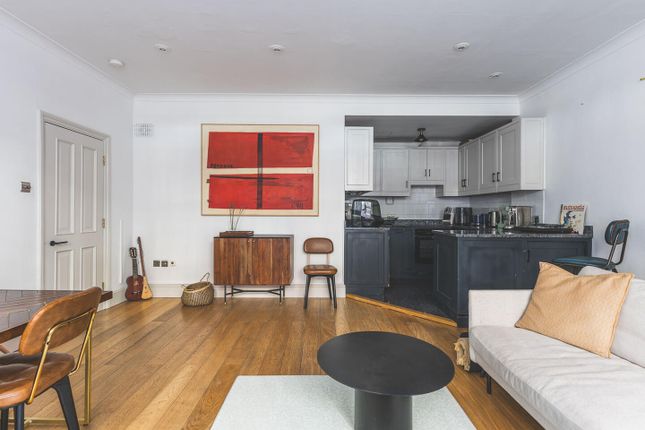 Lower Ground Floor Flat, PLC, Palace Court, 35, London photo 3