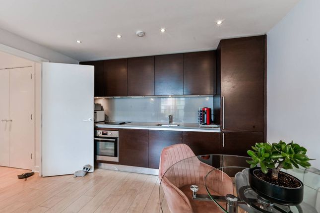 Thumbnail Flat to rent in New River Village, Hornsey