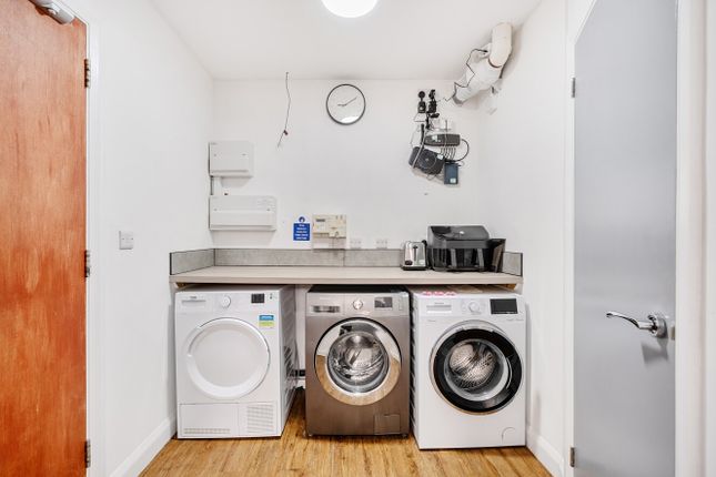 68, Earle Street, Somerset photo 4
