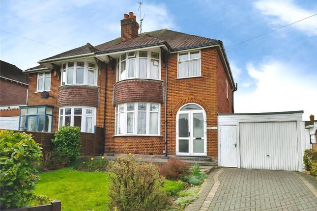 3-bed house on 17, Admaston Road, Telford, £170,000