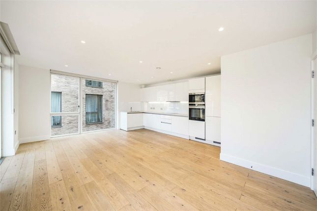 Nautilus House, London photo 2