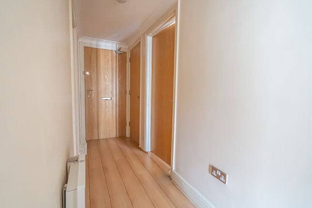 83 The Red Apartments, Broadway Plaza, 18, Francis Road, Birmingham photo 4
