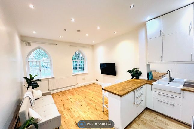 Open Plan Kitchen &amp; Lounge