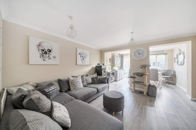 Dexter Way Winnersh, Wokingham photo 2