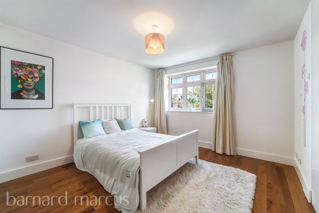 11, Maria Theresa Close, New Malden photo 4