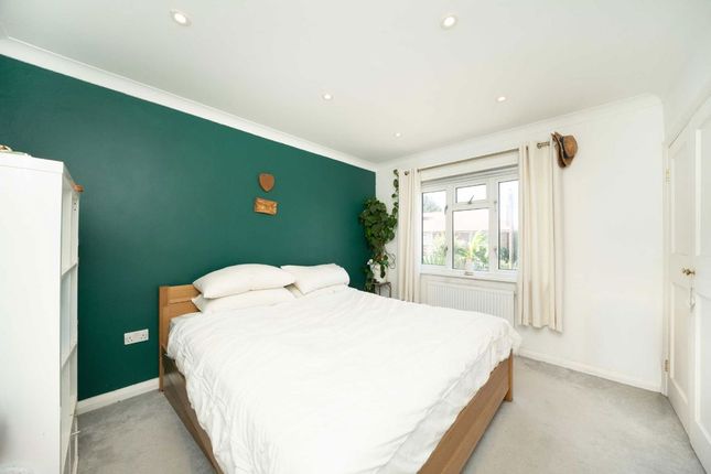 67, Murray Road, Ham photo 4
