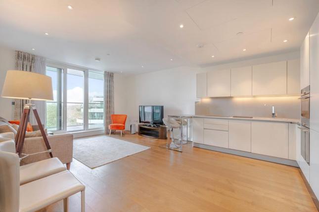 Camellia House, Queenstown Road, London photo 3