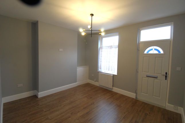76, Glebe Street, Castleford photo 2