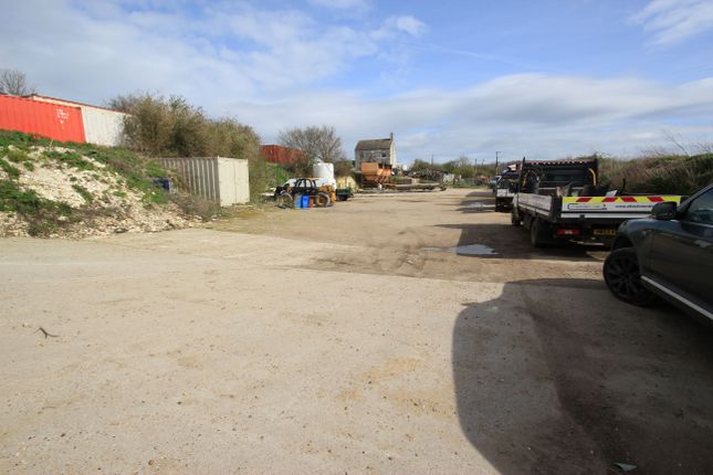 Land to let in Matts Hill Road, Hartlip, Sittingbourne