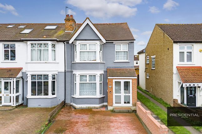 Thumbnail End terrace house for sale in Middleton Avenue, Chingford