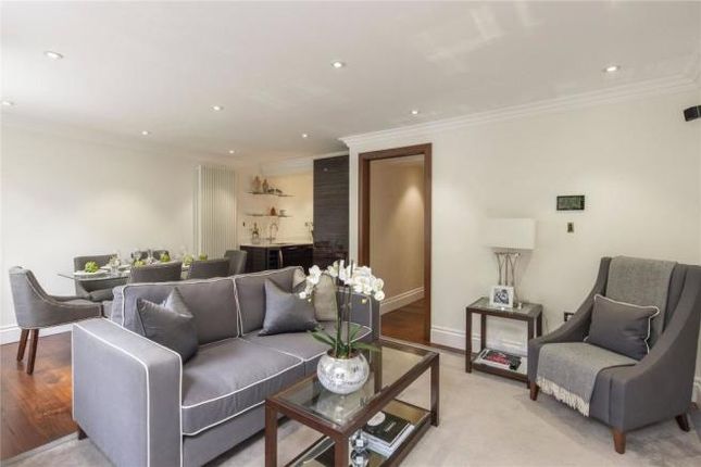Thumbnail Flat to rent in Kensington Gardens Square, Bayswater