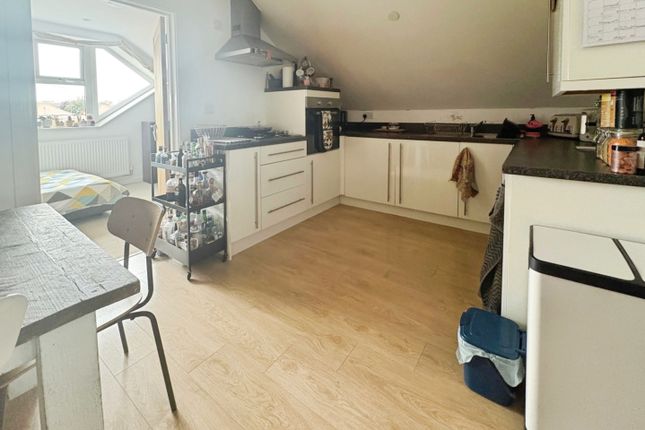 Flat 16 Leigh Brook Mews, 53, Pavilion Drive, Leigh-On-Sea photo 3