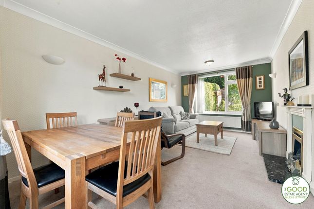 7, Knowle Park, Wilmslow photo 4