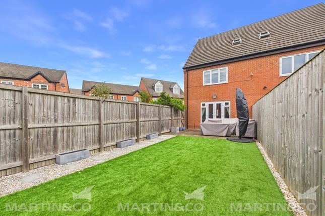 65, Insall Way, Doncaster photo 4